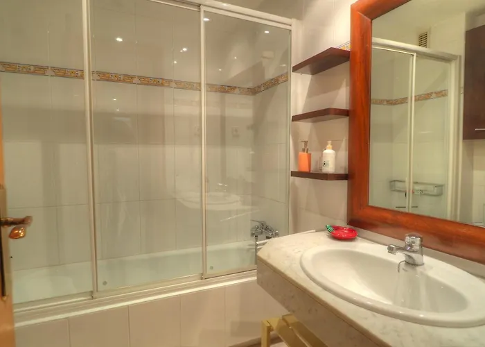 Center Family By Hello Homes Apartment *