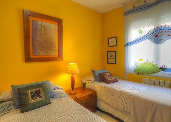 Apartment Center Family By Hello Homes *